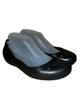 Crocs Kadee Flat Women’s Size 8 Black Cut Outs Excellent Condition