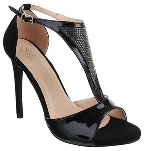 zapatos altos de mujer