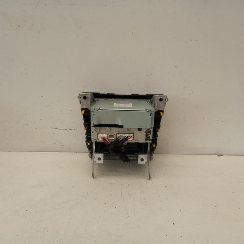 TOYOTA CAMRY STEREO/HEAD UNIT CD STACKER-6 DISC, ACV40, W/ BLUETOOTH & REVER - Picture 2 of 2