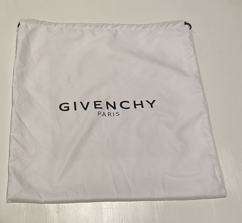dust bag givenchy