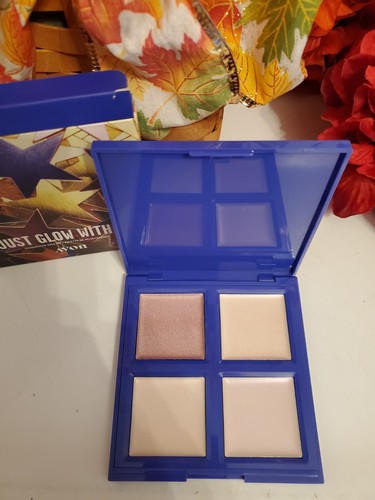 Avon ~ Just Glow With It Highlighter Palette⭐12 g 0.42 oz ~ Limited Edition~New - Picture 2 of 7