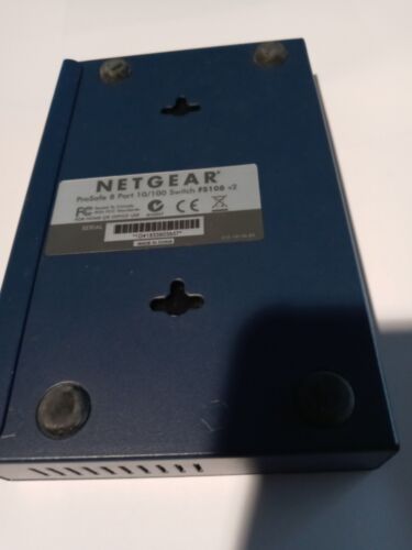 Netgear 8 Port Fast Ethernet Switch Model FS 108 NEW - Picture 2 of 6