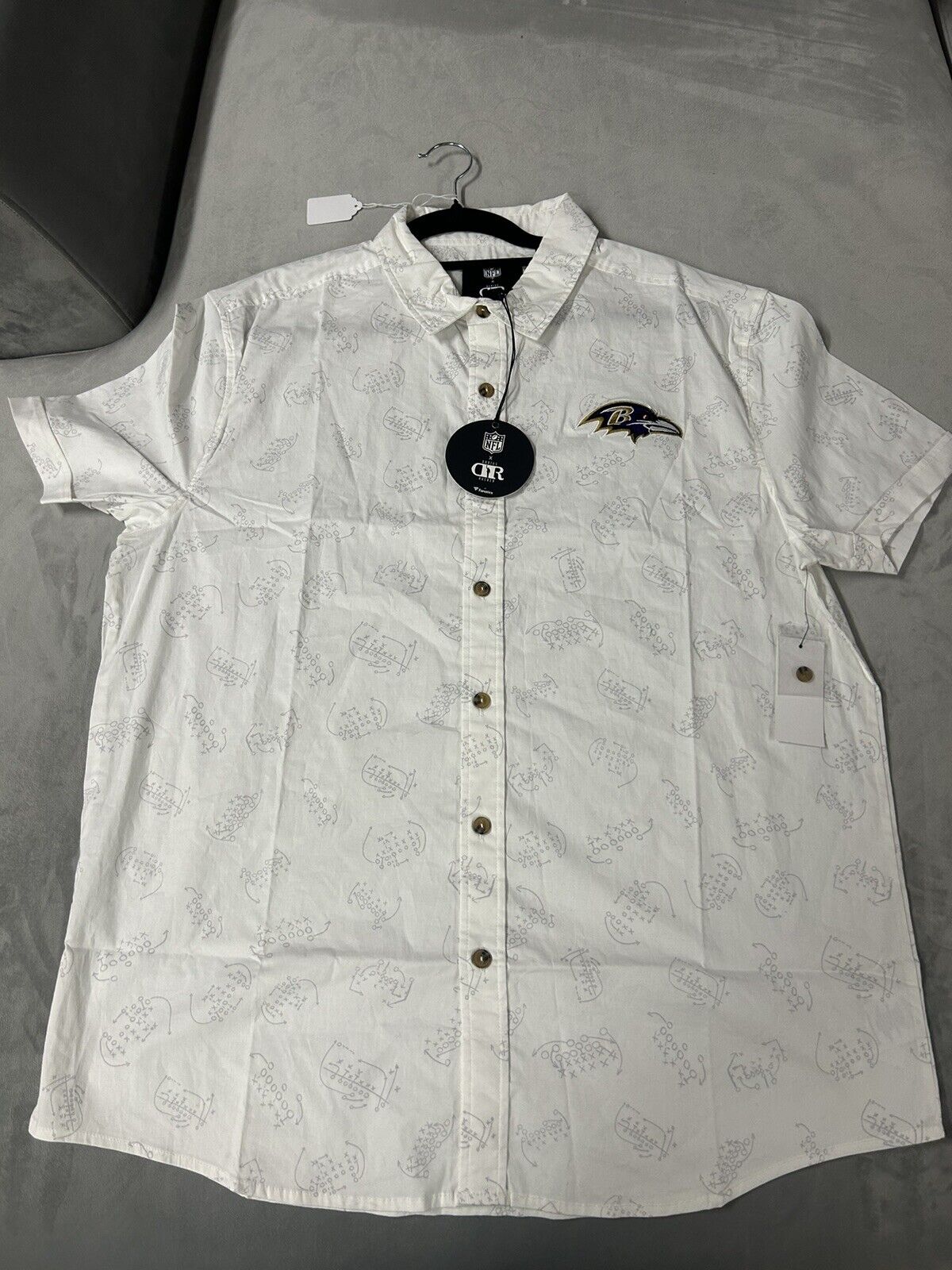 Picture 1 of 8