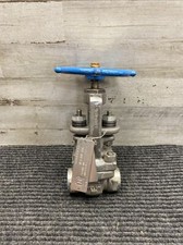 NOS Velan W04-2074B-13AA Globe Valve Manual 800 Stainless Socket Weld 3/4"