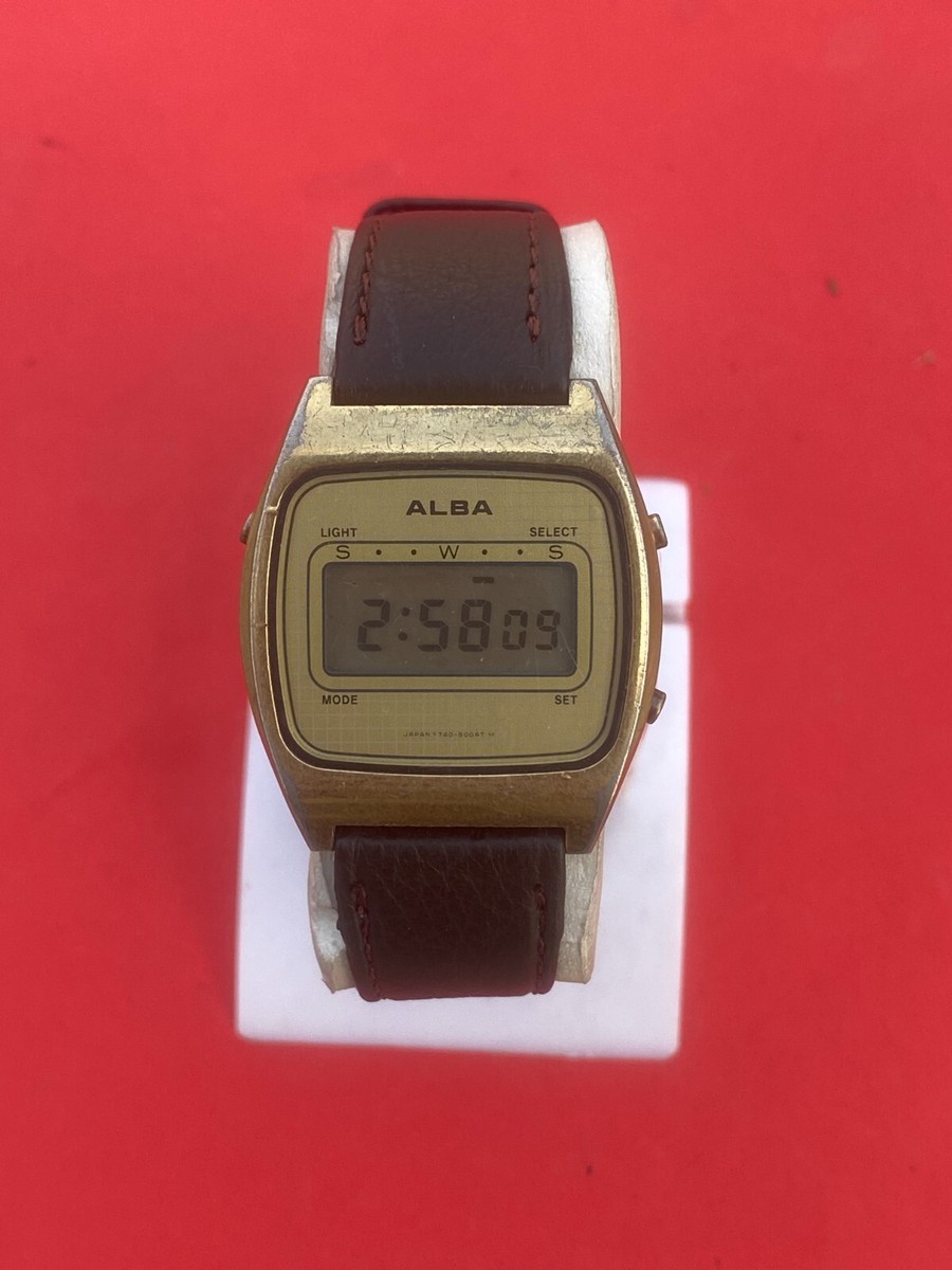 Alba デジタル腕時計 紫 高度計 気圧計 10BAR　W730-4A00 Alba デジタル腕時計 紫 高度計 気圧計 10BAR W730-4A00 Yahoo
