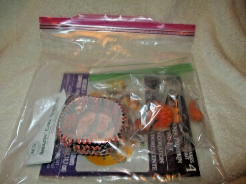 Halloween Cake/Cupcake Decor~Pumpkin Decor~New - Foto 6 di 6
