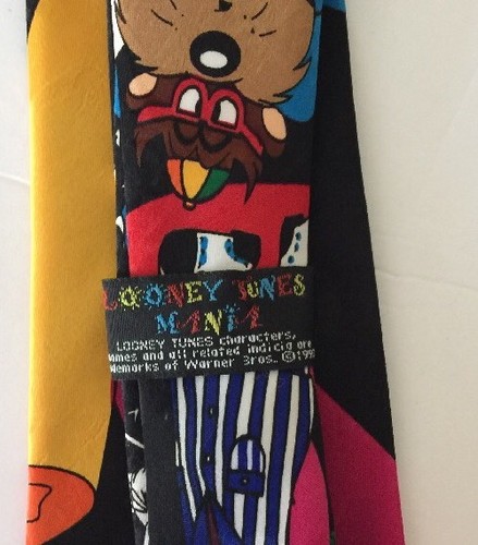 Vtg LOONEY TUNES MANIA Neck Tie BUGS, TAZ, DAFFY, AND FRIENDS 1993 - Picture 5 of 6