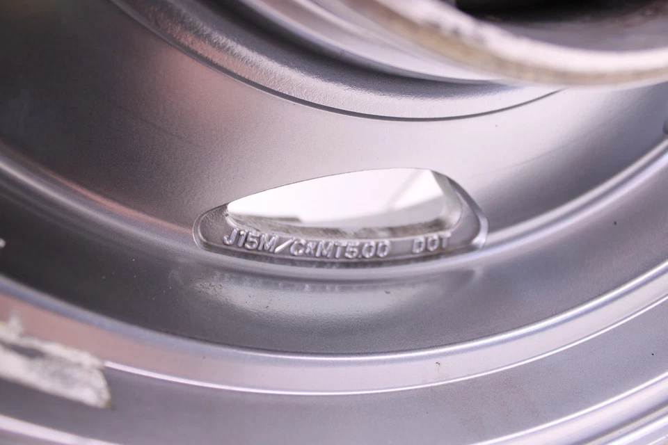 05-09 SUZUKI BOULEVARD C90 RODA TRASEIRA ARO RETO - Imagem 3 de 4