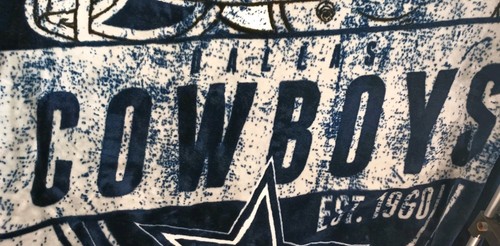Northwest NFL Dallas Cowboys Thick Fleece 50x60 inch Blanket - Blue - Picture 2 of 6