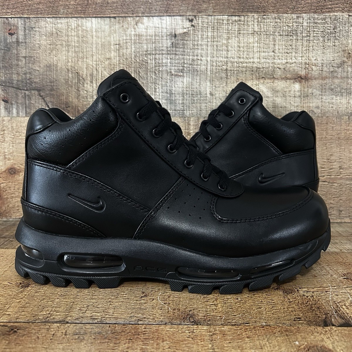 Nike Air Max Goadome ACG Mens Size Triple Black Athletic Boots