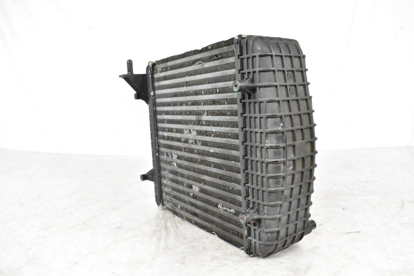 14-17 MASERATI GHIBLI 3.0 FRONT PASSENGER RIGHT RH SIDE INTERCOOLER ID 16474840