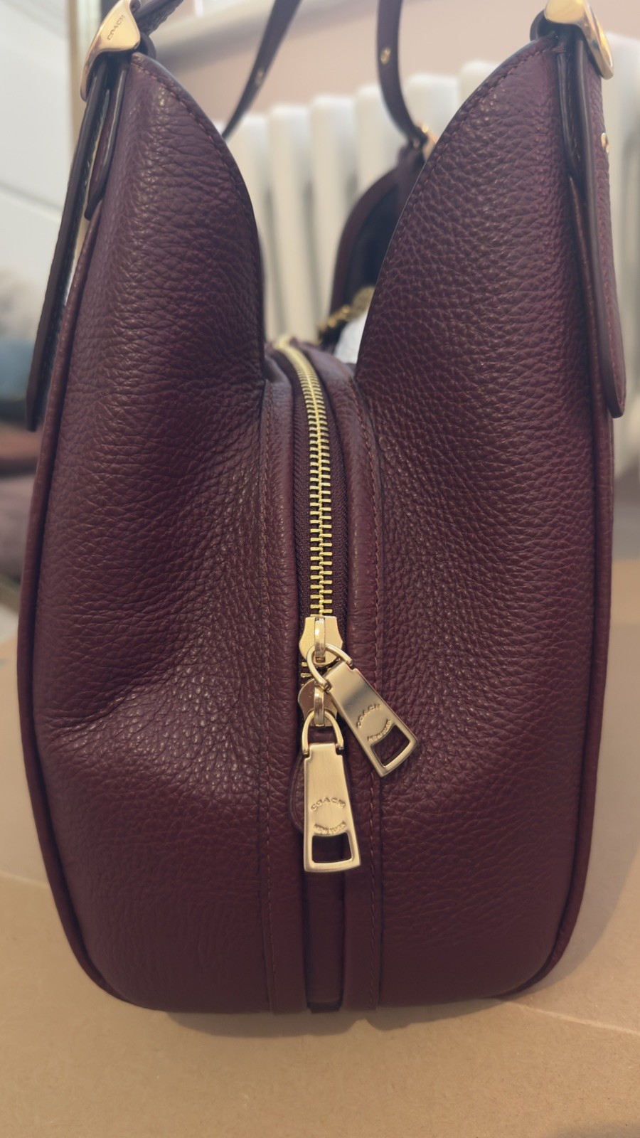 Coach Erin Shoulder Bag pebble Leather Gold Dark Wine NOT SOLD IN UK SOLD OUT image 10