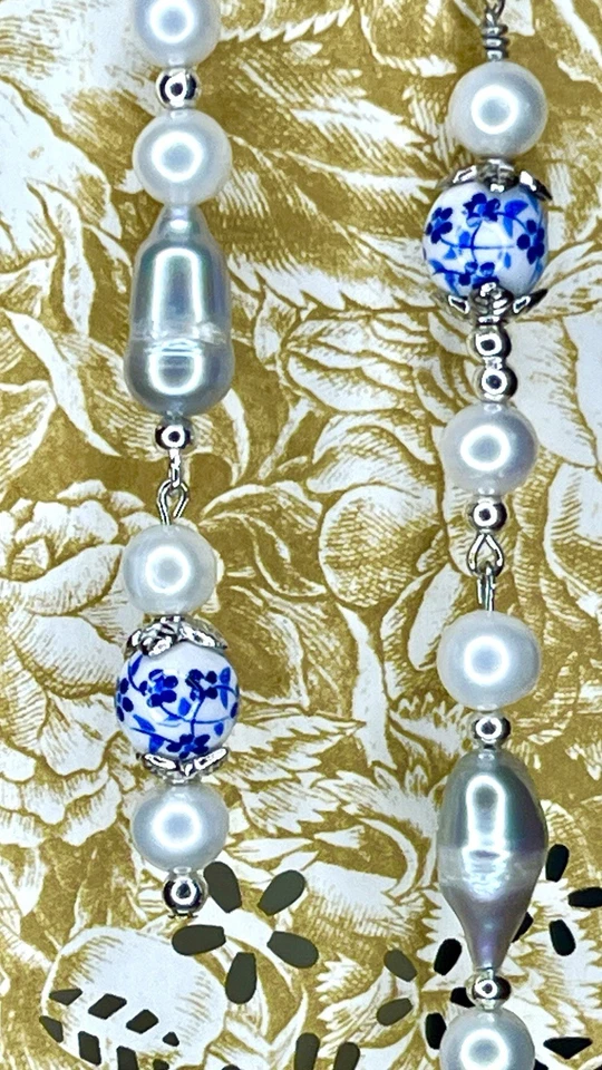 Asymmetric Gen Z Cultured Cream Silver Dangling Pearl Earrings - Image 4 of 4