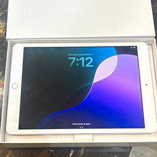 Apple iPad 7th Gen 32GB Wi Fi 10.2in Silver A10 Fusion A2197