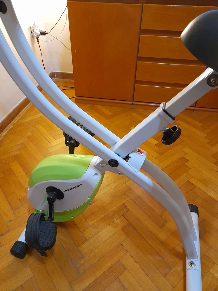 Ultrasport F-Bike Cyclette Pieghevole con Display LCD, Sella Comfort, 130kg - Immagine 2 di 4