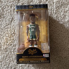 Funko Vinyl Gold 12 in: Giannis Antetokounmpo - Walmart (Exclusive)