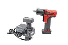 Snap-on Ct861 14.4 Volt Brushless 38 Cordless Impact Wrench Wcharger Batt
