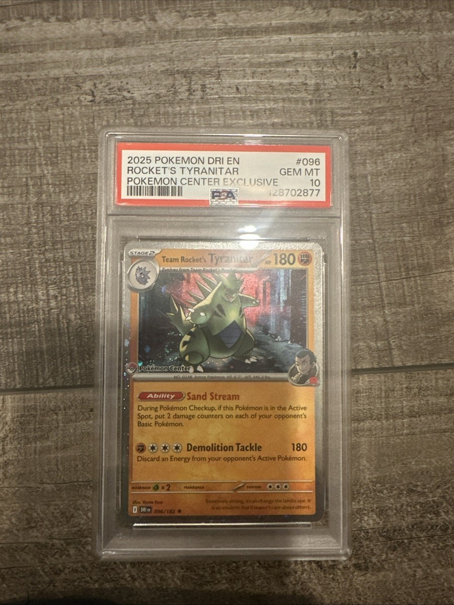 POKEMON DRI EN DESTINED RIVALS #096 TEAM ROCKET'S TYRANITAR PSA 10