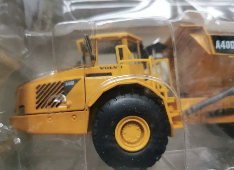 Cararama 150 SCALE VOLVO A40D DUMP Truck L24B NEW BOXED MODEL MINT BOX
