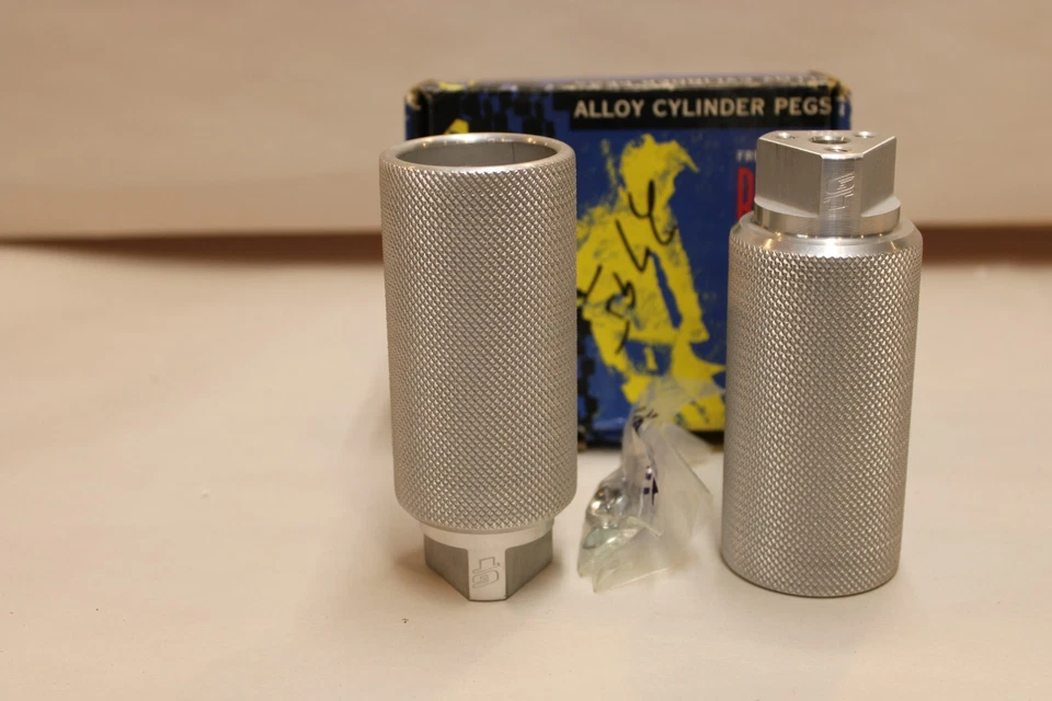 NUEVO EN STOCK 90S GT BMX SHOW CLAVIJAS ALEACIÓN EN CAJA PAC MAN PRO FREESTYLE TOUR DYNO SLAMMER  Foto 3 de 4