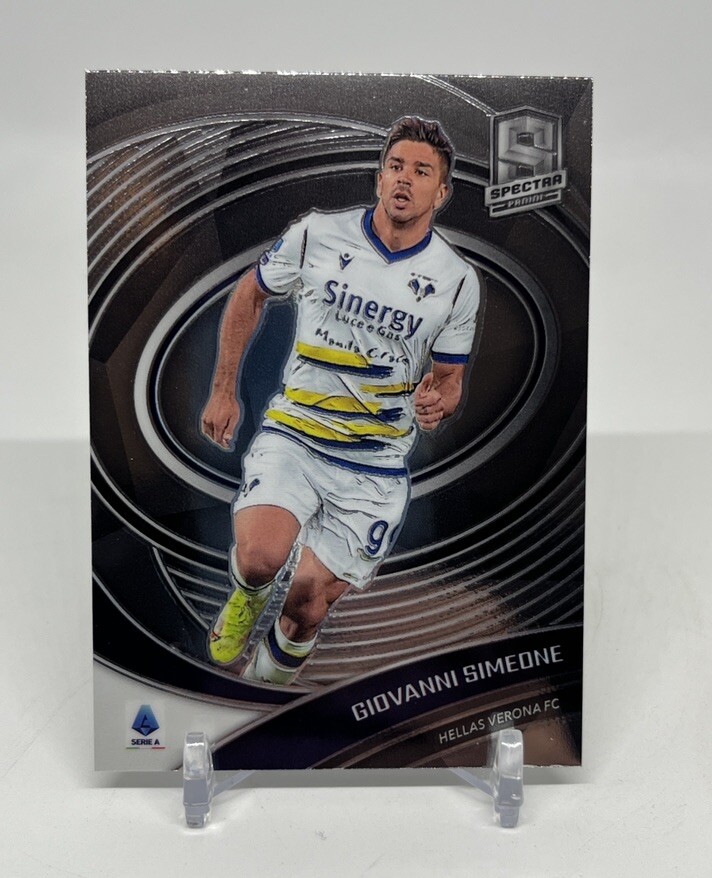 2021-22 Panini Chronicles Giovanni Simeone Spectra #259