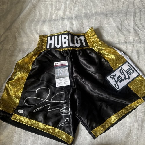 FLOYD MAYWEATHER JR. Signed BLACK & GOLD BOXING TRUNKS 50-0 BAS - Picture 5 of 6