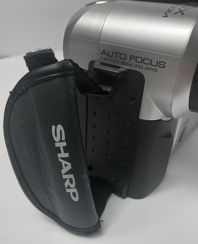 Sharp VL-H860 Hi-8/8MM Analog Camcorder ViewCam Bundle with accessories - Picture 5 of 9