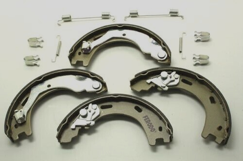 Discovery 3, Discovery 4, Range Rover Sport Transmission Brake Shoe Kit LR031947 - Picture 1 of 1