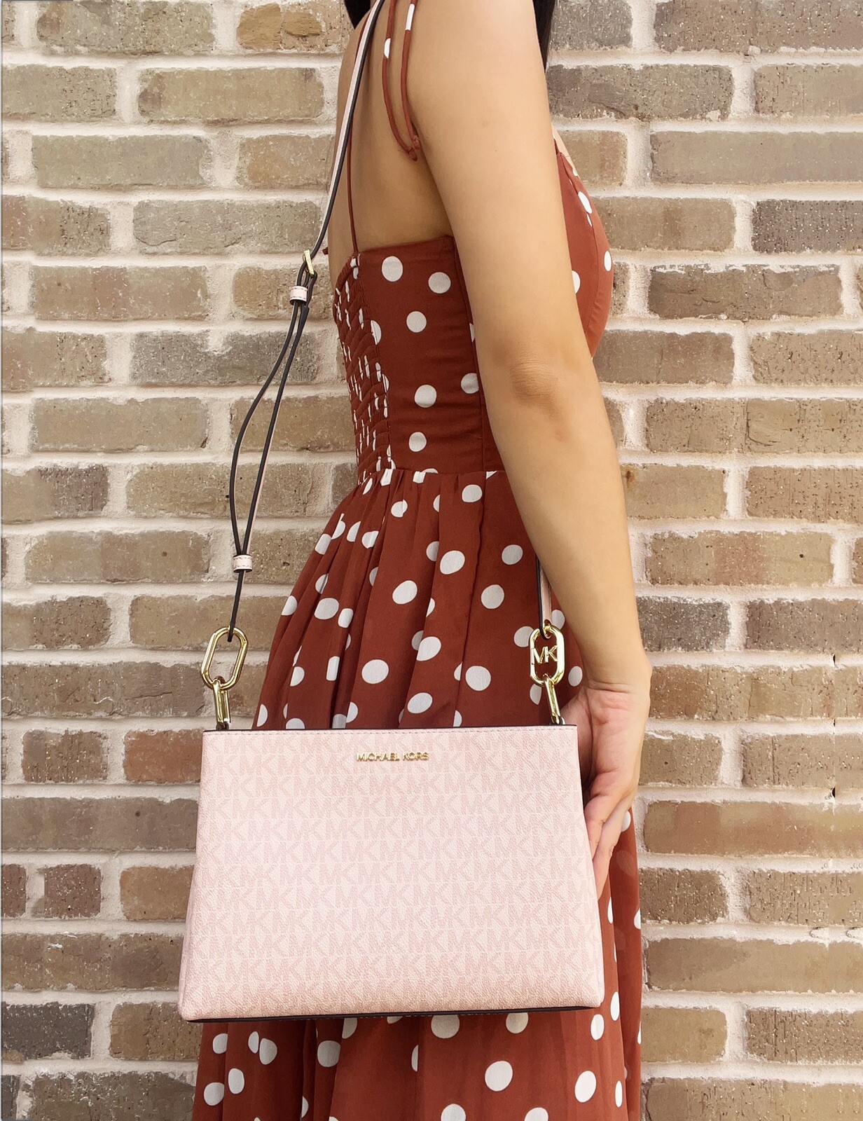 Michael Kors Trisha Medium Triple Compartment Xbody Crossbody vanilla