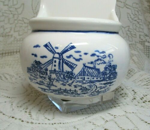 VINTAGE ARMBE CERAMIC BLUE AND WHITE SCENE WINDMILL HOUSE WALL HANGER PLANT - Picture 1 of 8