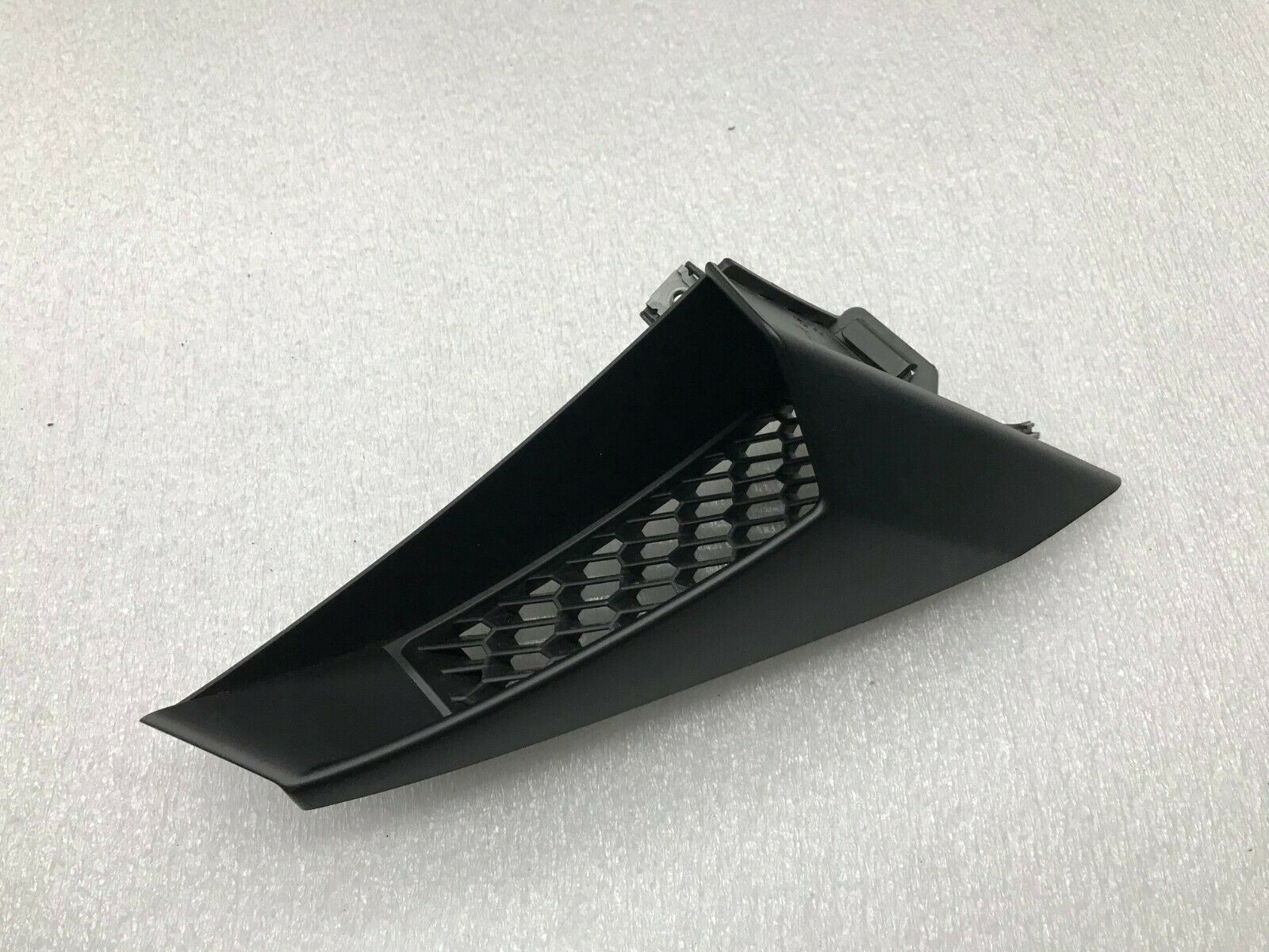 LAMBORGHINI HURACAN LP610 RIGHT SIDE FENDER INNER GRILL MOLDING OEM 4T8853502