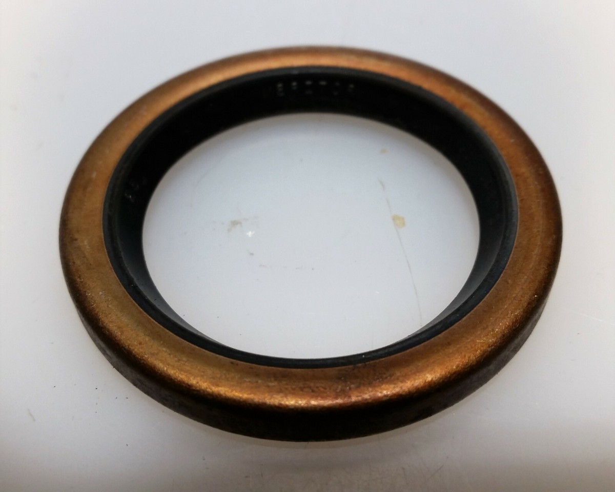 Meritor A1205V1556 Camshaft Seal | eBay