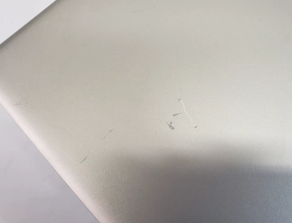 Portátil HP 17-CN3XXX 17,3" Intel Core i5-1335U 12 GB RAM 512 GB SSD Windows 11 Pro Foto 4 de 4