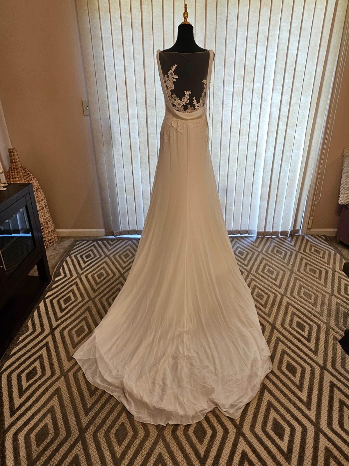 Picture 3 of 5