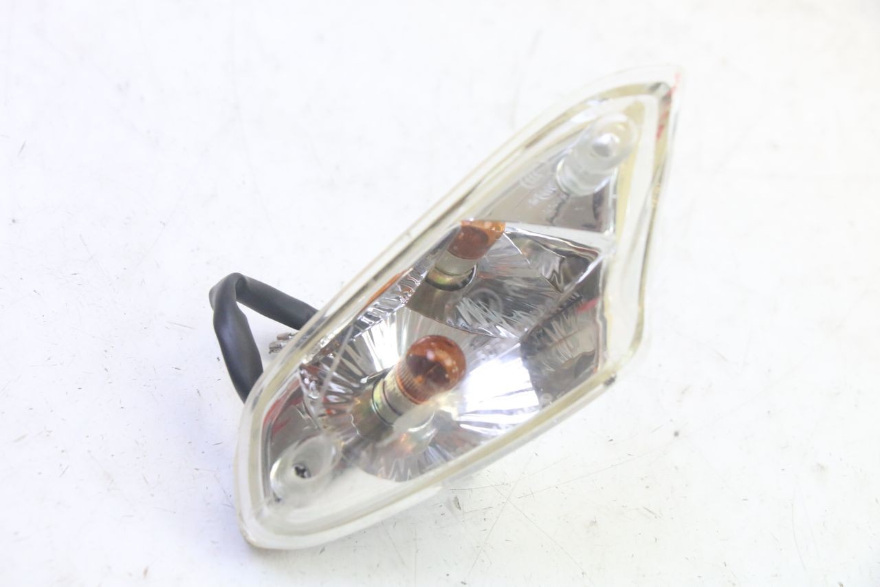 RIGHT FRONT TURN SIGNAL - KYMCO AGILITY 4T 50 (2018 - 2022)