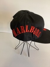 VINTAGE 90s BLACK & RED MARLBORO SNAPBACK EMBROIDERED ADJUSTABLE BASEBALL HAT