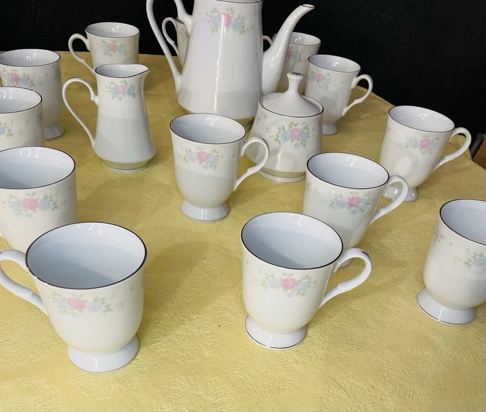 Dinnerware Set and Tea Set for 12 people China Garden by Prestige,111 Pcs Full - Image 4 of 4