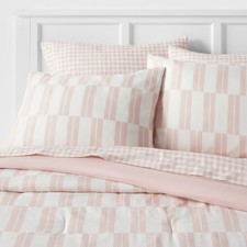 7pc Queen Dash Stripe Printed Microfiber Reversible Comforter  Sheets Set