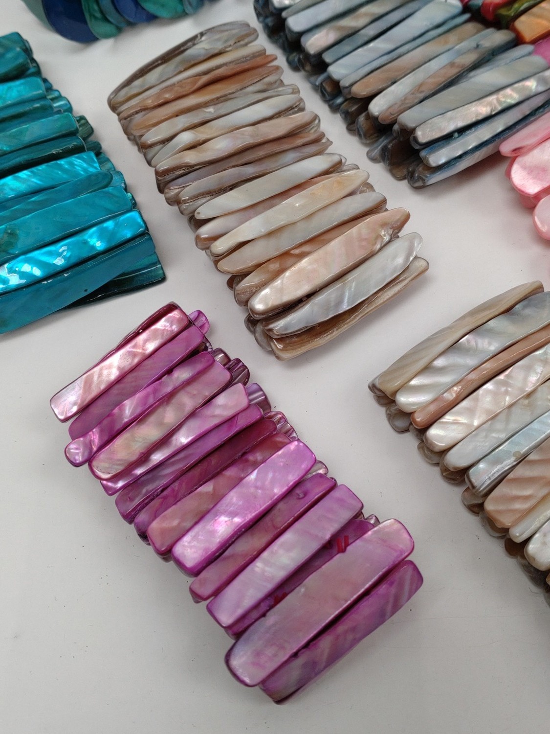 Large Bundle Shell Stretch Bracelets Job Lot 36 B… - image 16