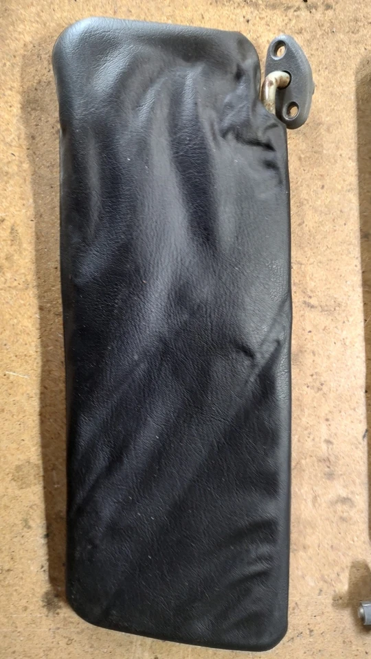 83 Mazda RX7 1983 parasoles RX-7 parasoles negros Foto 2 de 4