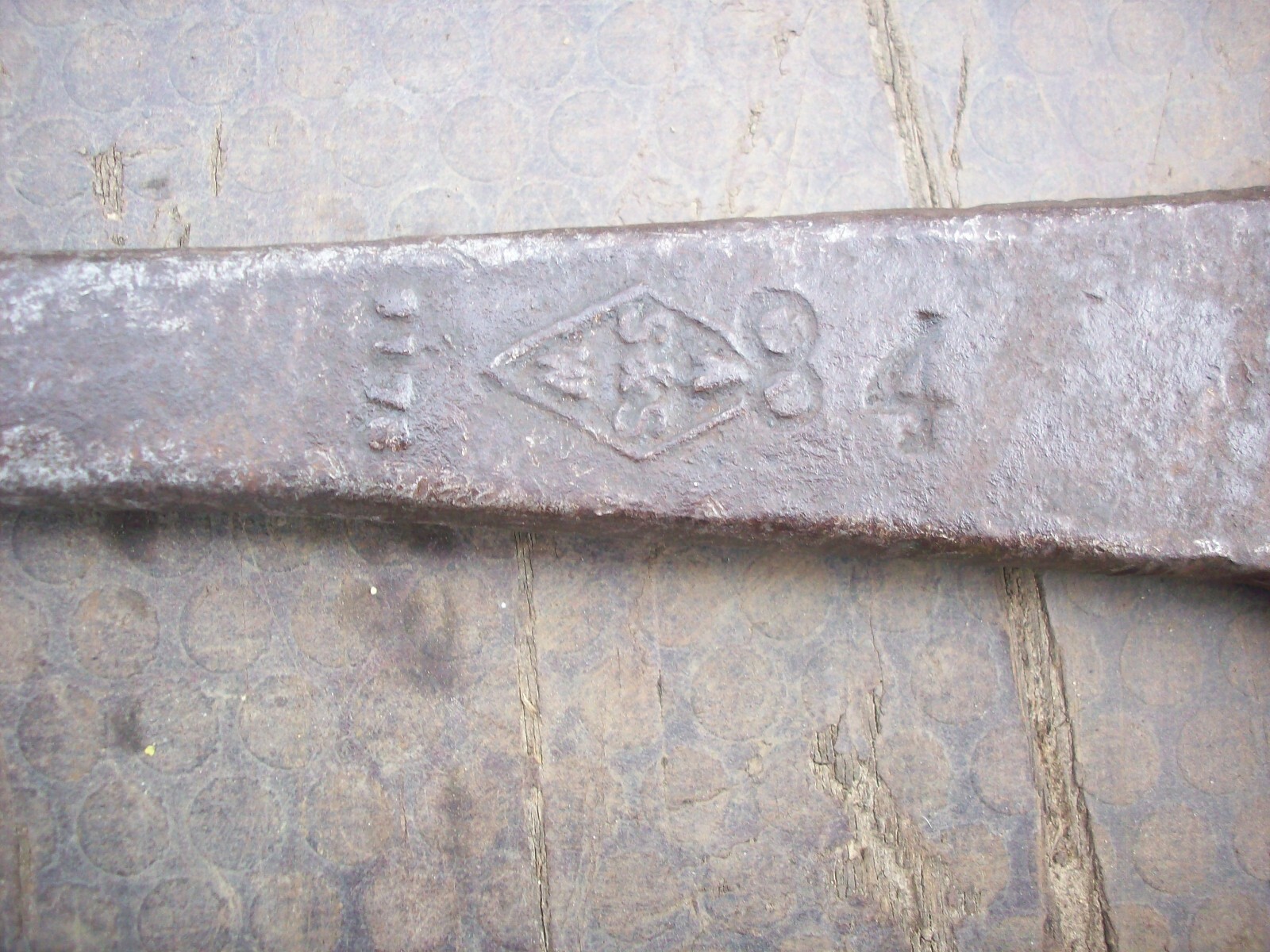 Picture 3 of 8