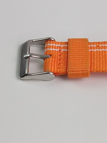 Armbanduhr orange & weiß gestreift Schnallenband rundes Zifferblatt silberfarben - Bild 11 von 20