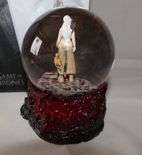 Game of Thrones Mother of Dragons Water Globe NEW IN BOX! - Picture 4 of 5
