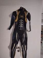 TYR Women's Hurricane Freak Of Nature Wetsuit Triathlon size Medium New Unused