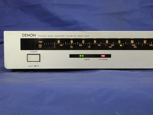 DENON TU-710 SINTONIZZATORE TUNER ANALOGICO AGO E SCALA ILLUMINATI, - Foto 2 di 8