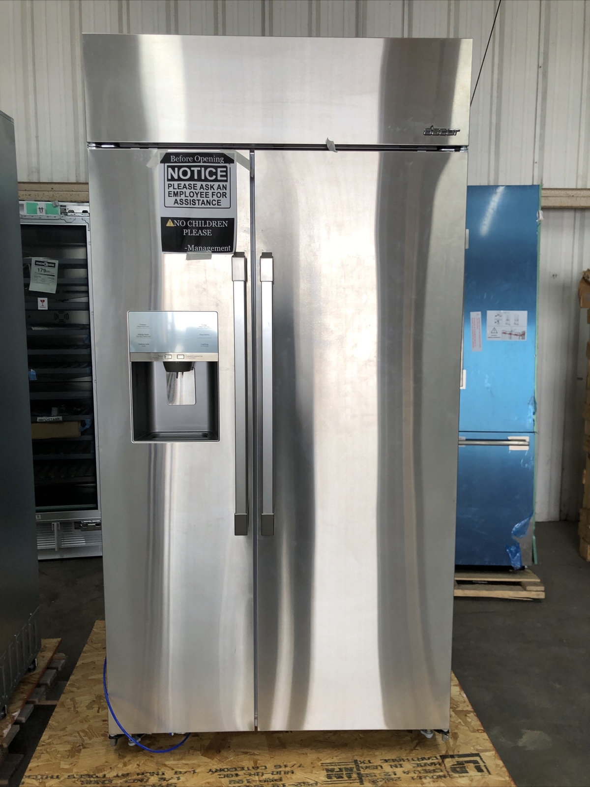 Dacor DYF42SBIWR 42" Counter Depth BuiltIn Side by Side Refrigerator