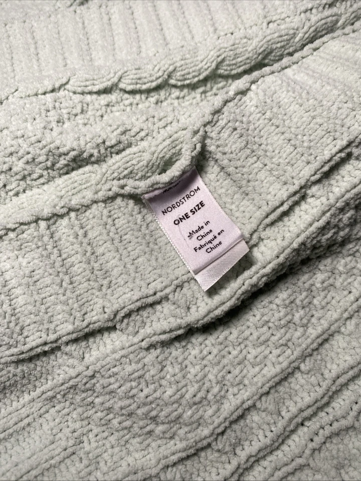 Manta bebé Nordstrom verde pálido chenilla cable tejido seguridad suave Lovey Foto 3 de 4