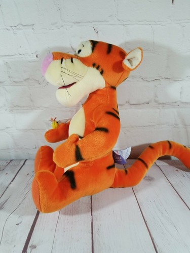 11" Tigger Disney Winnie The Pooh Plush Dolls Toys Holding A Butterfly GUND - Picture 9 of 12
