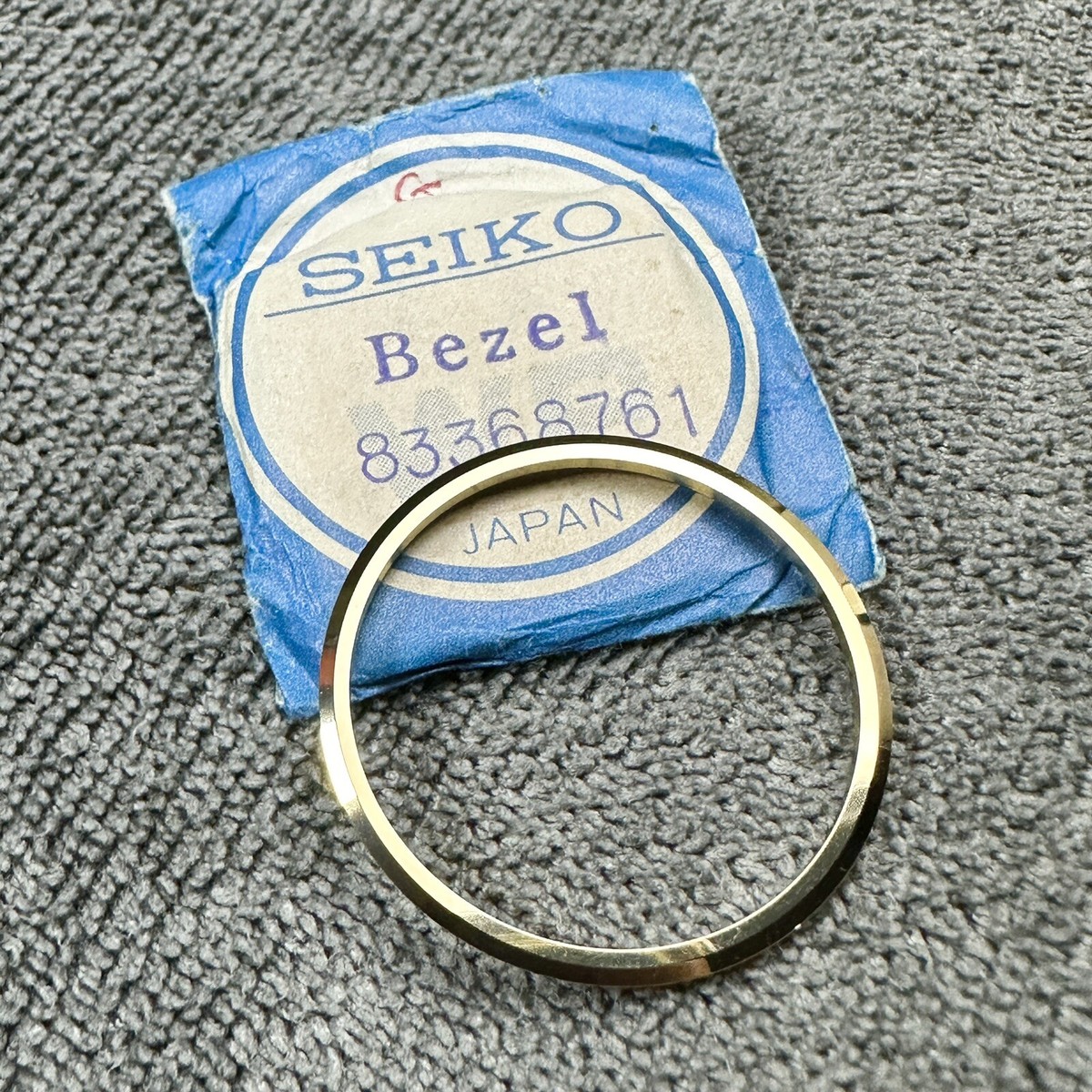 ORIGINAL NOS BEZEL VINTAGE SEIKO 6106-7639 6119-7480 83368761 GOLD