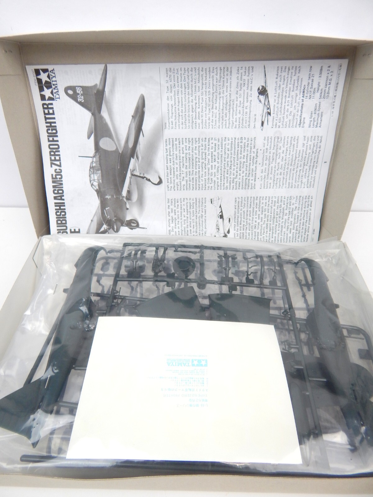 Tamiya Japanese Mitsubishi A6M5c Zero Fighter Zeke 1/48 Plastic Model Kit